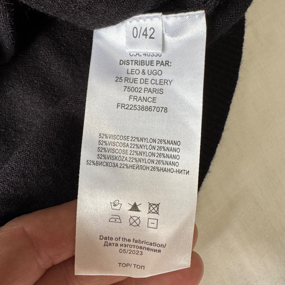 Leo & Ugo Paris Mock Neck Textured Lightweight Sweater Top Sheer Arms Black 4 - Picture 8 of 16